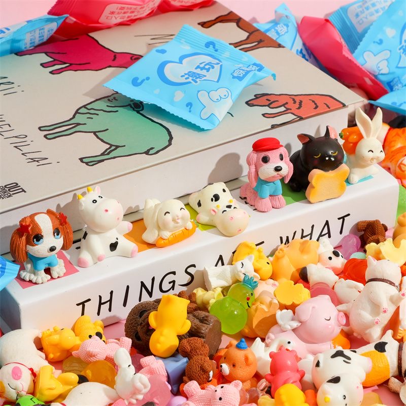 40 adet/takım Rastgele Karikat - Resin Art Case incelemesi ve fiyatı